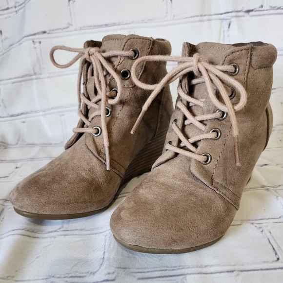 Brown Suede Wedge Boots - Picture 3 of 8